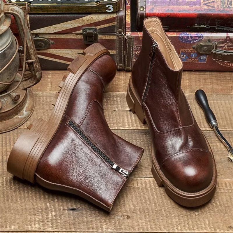 Botki Męskie Eleganckie Wsuwane Ze Skóry Bydlęcej Nabijane Ćwiekami - Kawa